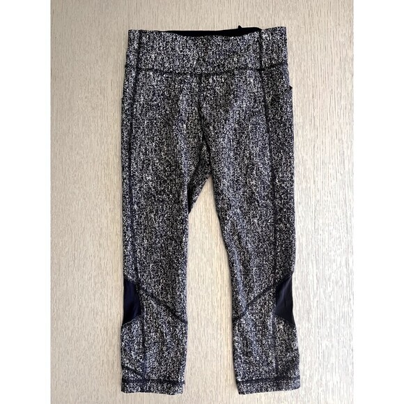 Lululemon Pants - Lululemon Womens Size 6 Pace Rival Crop Leggings White/Black